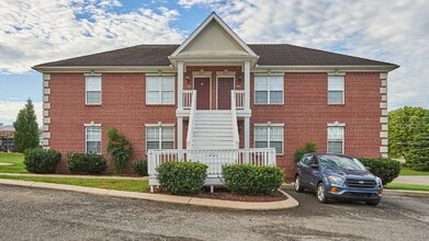 Building Photo - 1006 Brooklyn Dr