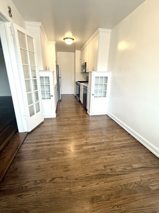 Foto del edificio - 12 Oak Ave