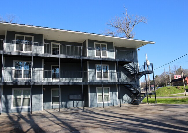 Building Photo - 4344 3rd Ave S
