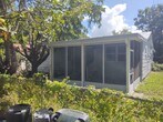 Front - 559 Clark St