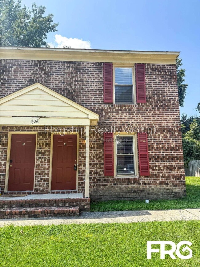 Photo - 206 Lindbeth Drive Townhome