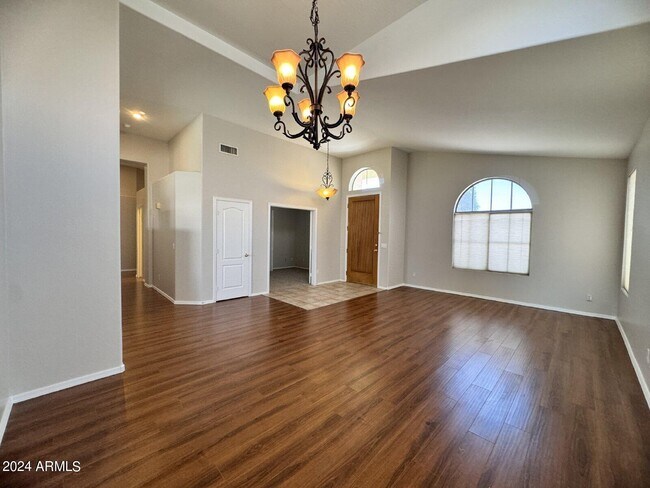 Foto del edificio - 1795 W Canary Way