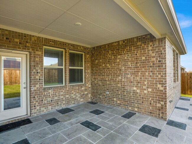 Foto del edificio - Next to New and Move in Ready!