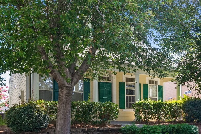 Building Photo - 604 Brookwater Dr