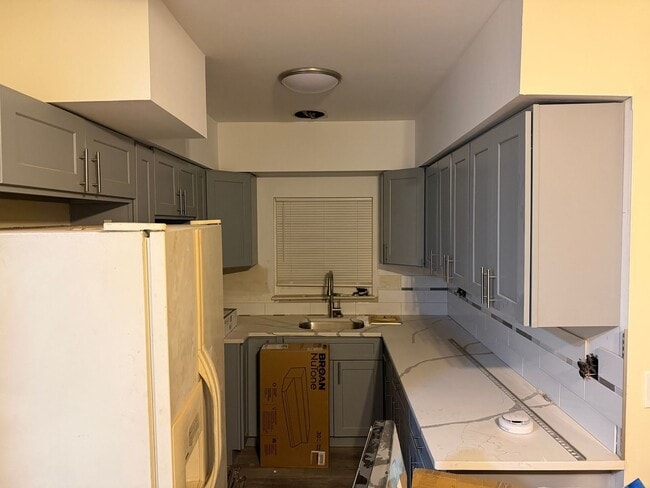 Building Photo - 3835 Amundson Ave