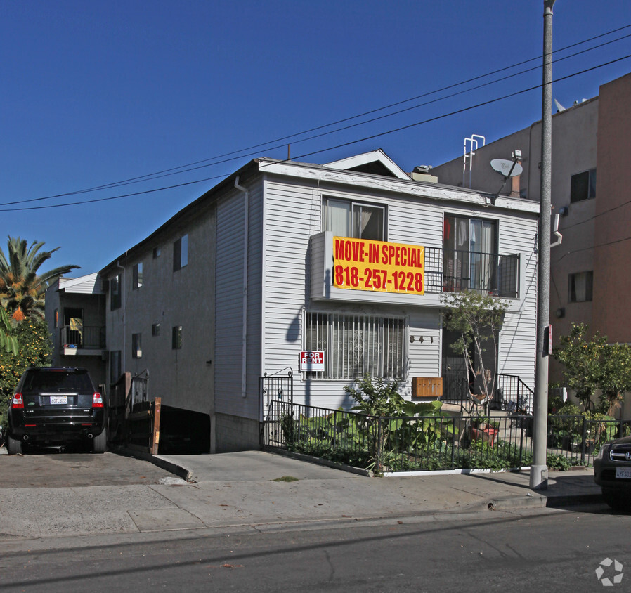 Primary Photo - 841 N Bunker Hill Ave
