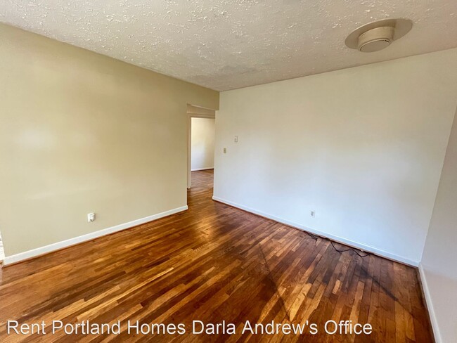 Foto del edificio - 2 br, 1 bath House - 6503 SE Knight Street