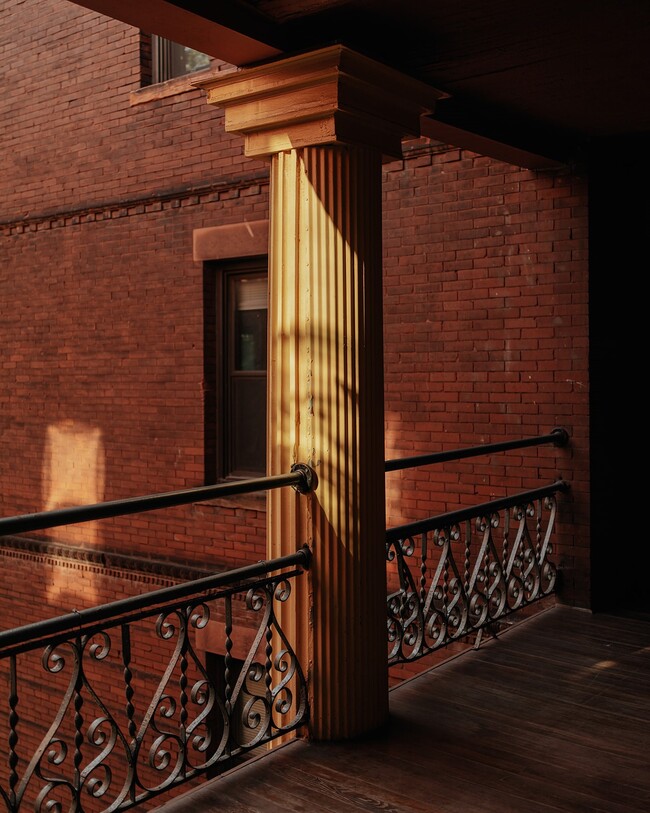 Building Photo - Loring Park Apartments