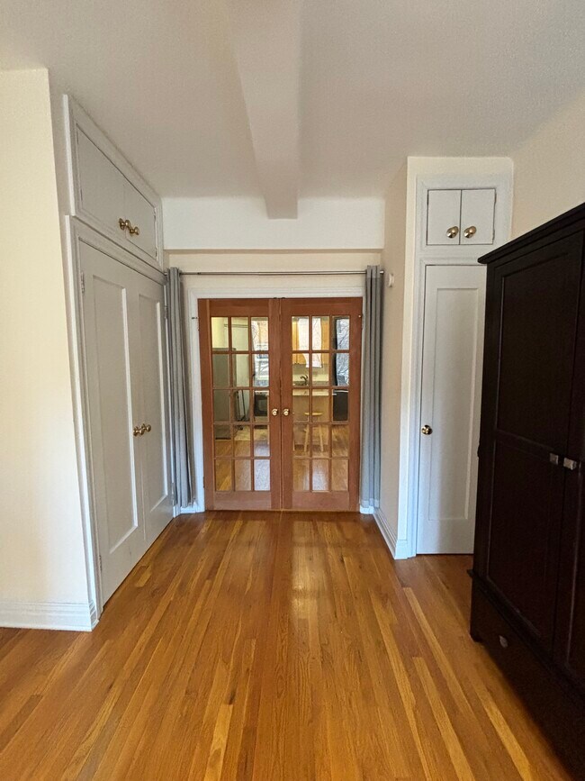 Foto del edificio - 118 W 72nd St