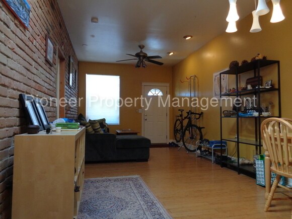 Foto del edificio - 3249 Williams St