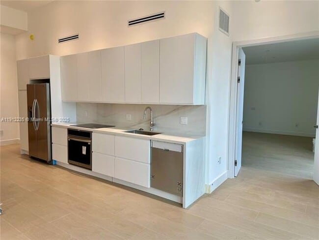 Foto del edificio - 881 Ocean Dr