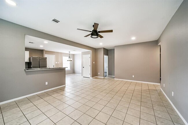 Building Photo - 3615 Hampstead Ct