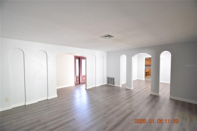 Foto del edificio - 6485 30th Ave N