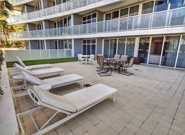 Foto del edificio - 3101 Bayshore Dr