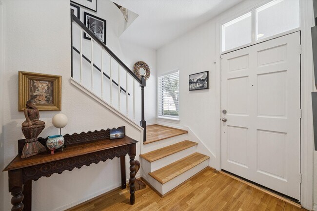 Building Photo - 701 Bering Dr