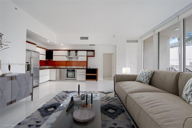 Foto del edificio - 2100 Park Ave