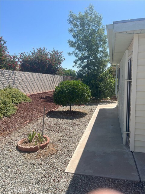 Foto del edificio - 26050 Germantown Dr
