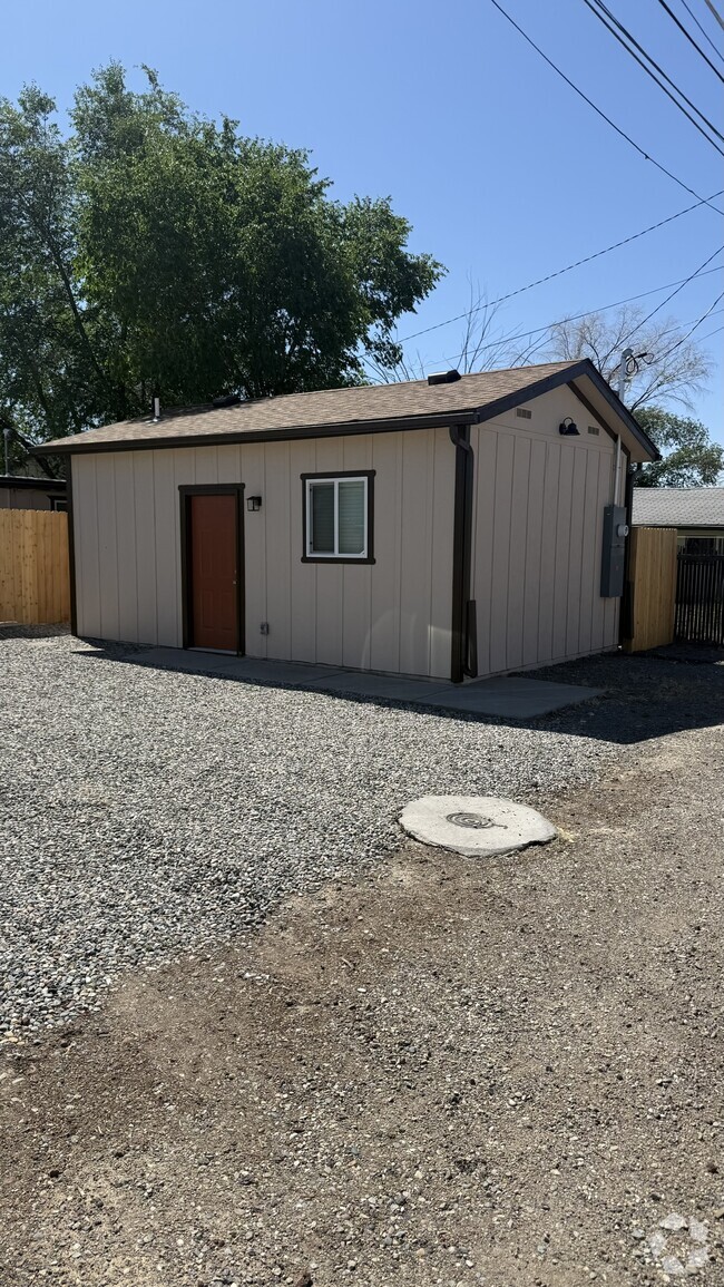 Building Photo - 1405 N 25th St