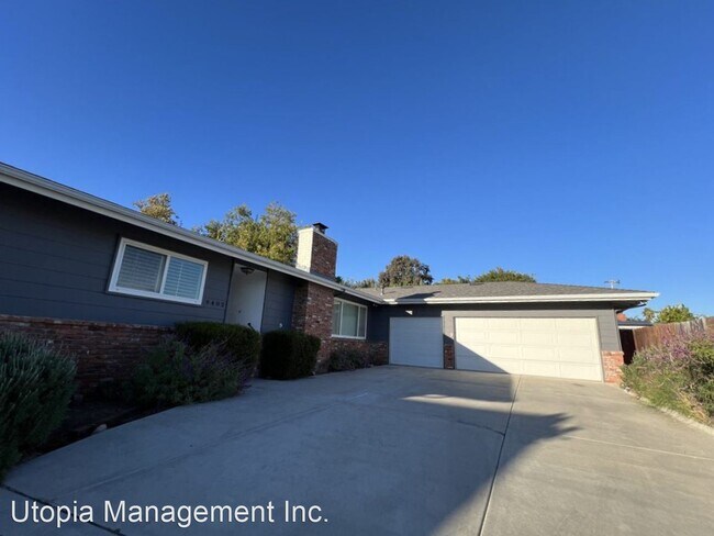 Foto del edificio - 5 br, 3 bath House - 9402 Broadmoor Place
