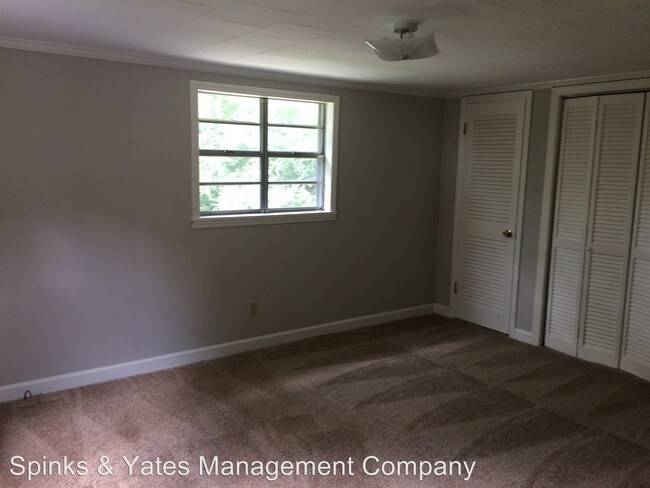 Building Photo - 2103 33rd St