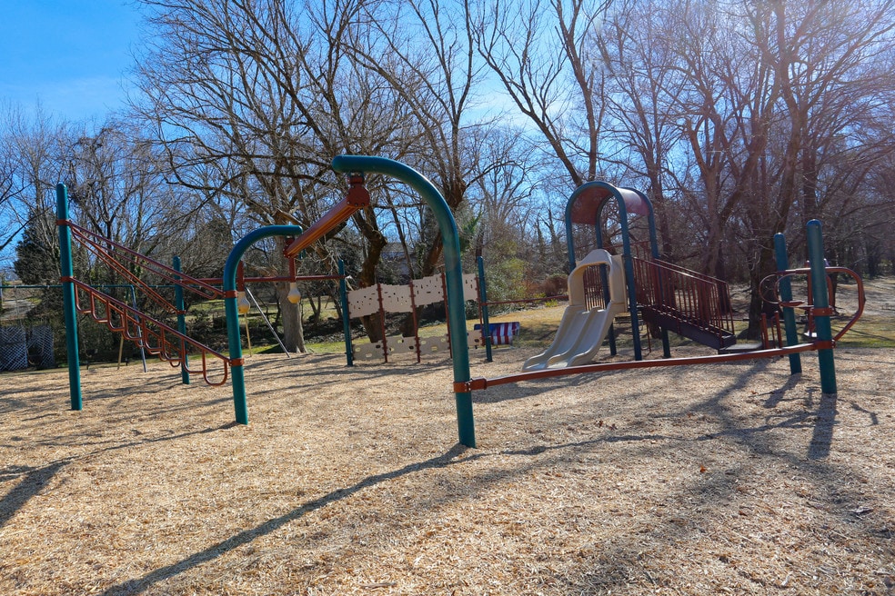 Is Ridgeview a Good Place To Live in Hickory? Neighborhood Guide by