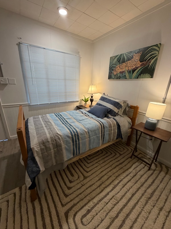 Building Photo - 1355 E Main St