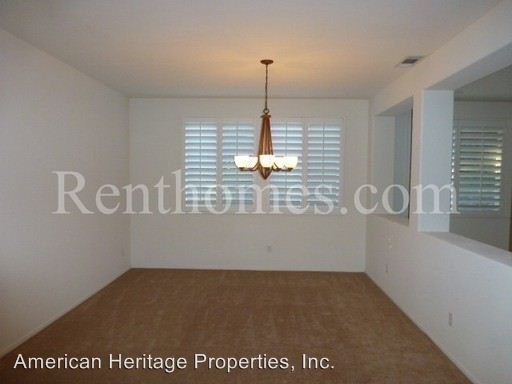 Building Photo - 3216 Canyon View Dr