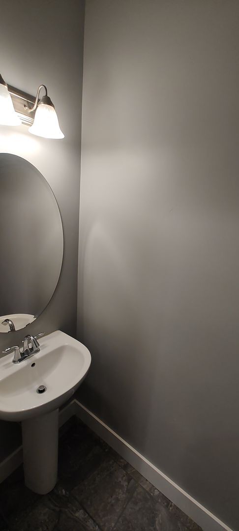 Foto del edificio - GORGEOUS Downtown Unit!!!