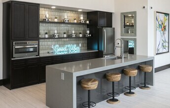 Broadstone Nob Hill apartments — community photo - Broadstone Nob Hill