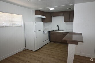 Building Photo - 1610 Marlin Ave