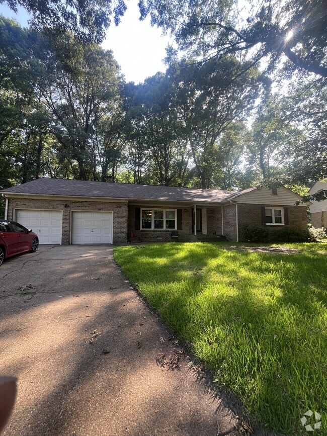 Building Photo - 1317 Drexel Cir