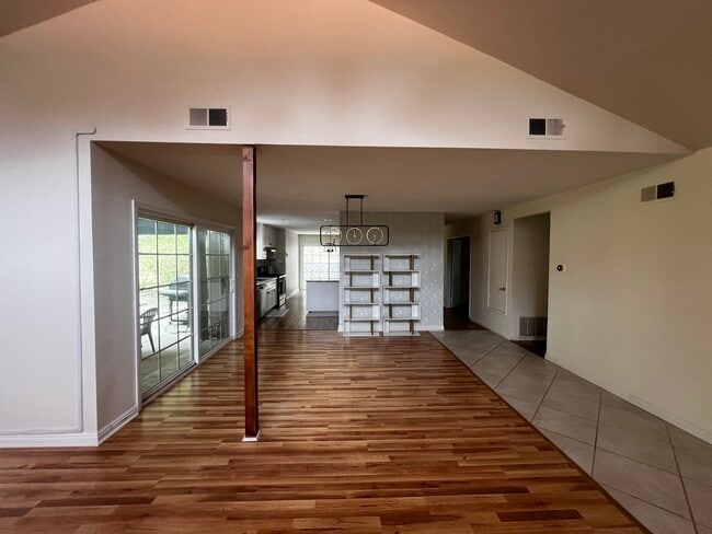 Building Photo - 23328 Alamos Ln