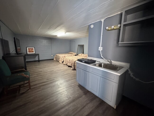 Photo - 711 Pasadena Fwy Apartment