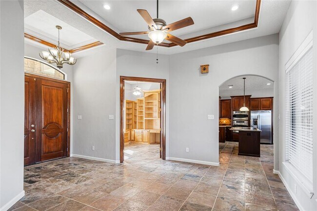 Foto del edificio - 42844 Henson Rd