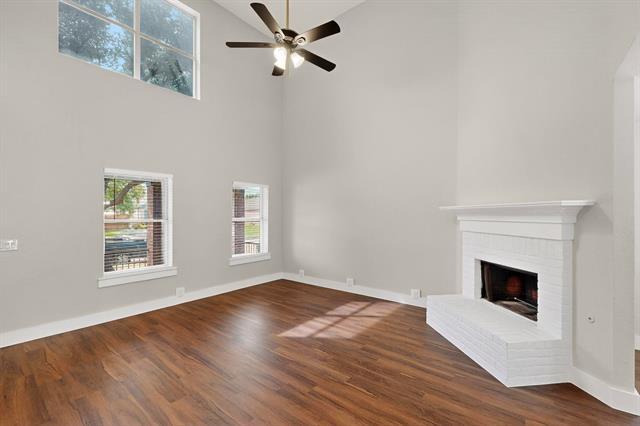 Building Photo - 204 Prentice Dr