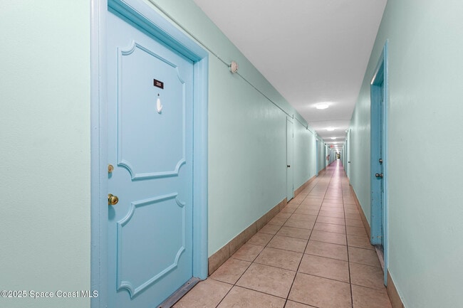 Foto del edificio - 223 Columbia Dr