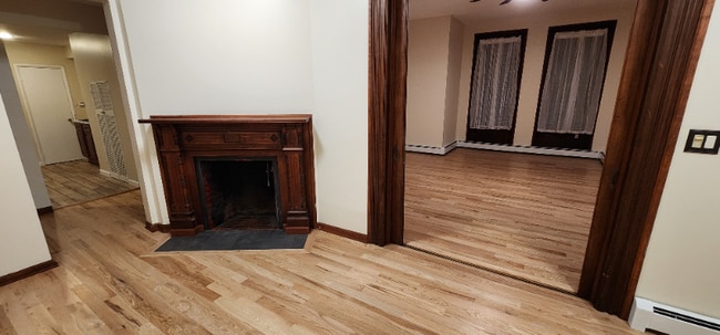 Building Photo - 33 Willow Ave