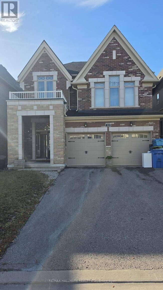 Photo du bâtiment - 109 Chessington Ave