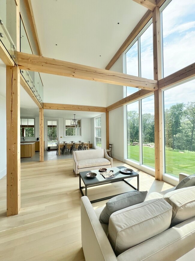 Building Photo - 36 Yuza Mini Ln