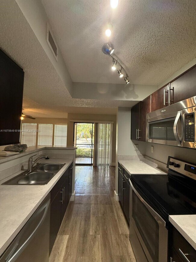 Foto del edificio - 15600 SW 106th Ln
