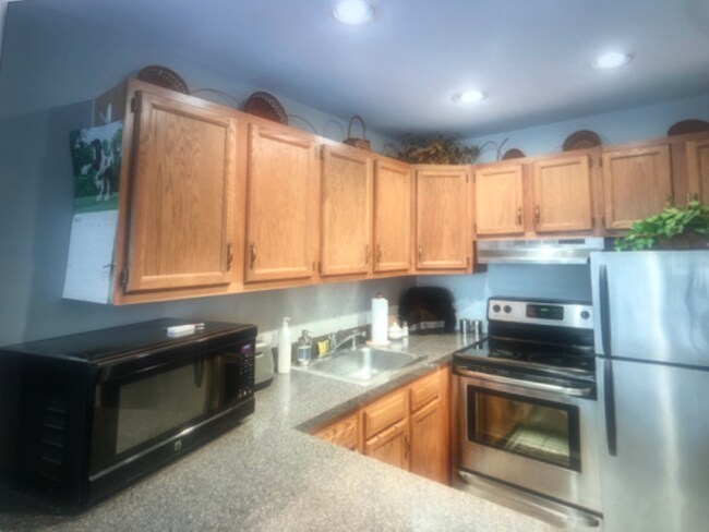 Foto del edificio - 5820 Oakwood Dr