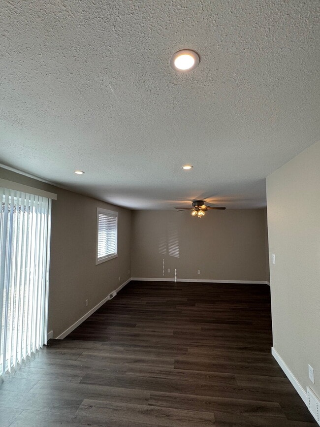 Building Photo - Charming Updated 3-Bed Oasis in Boulder with 2 Full Baths