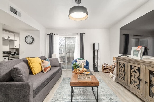 Building Photo - 2360 SW Archer Rd