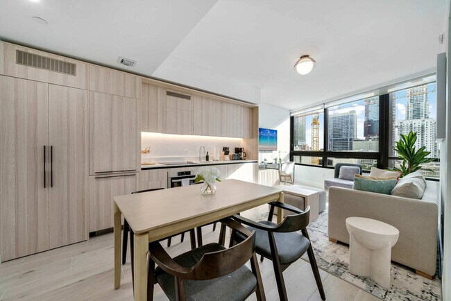 Foto del edificio - 225 N Miami Ave