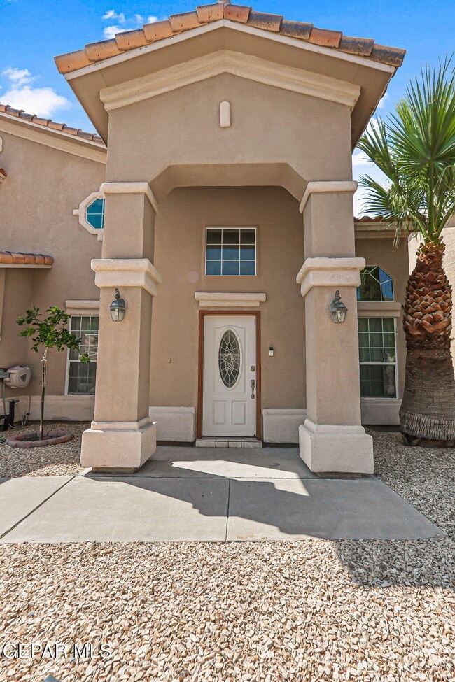 Foto del edificio - 951 Via Descanso Dr