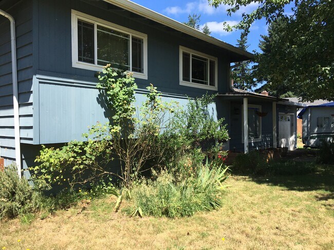 Foto del edificio - 13080 NE Weidler St