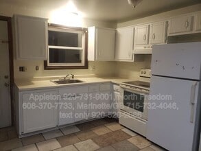 Building Photo - 560 Spinnaker Ln