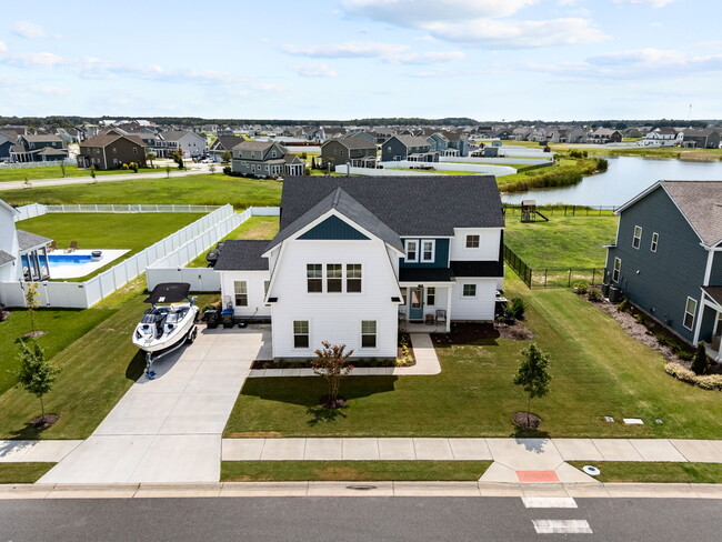 Foto del edificio - 105 Farmridge Wy