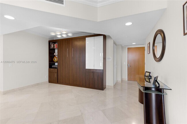 Foto del edificio - 21055 Yacht Club Dr