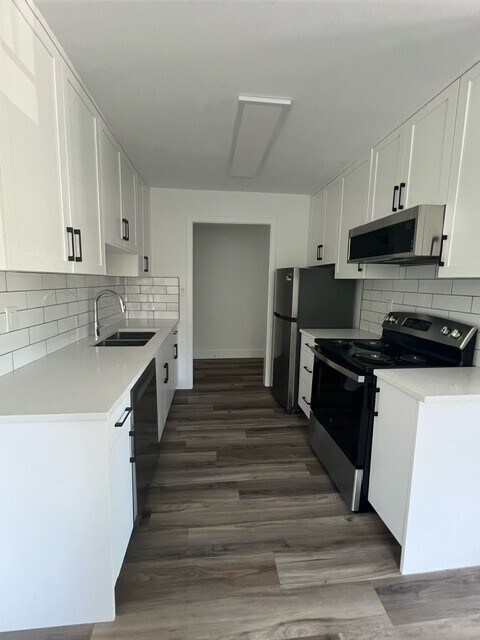 Photo du bâtiment - Unit #301 at Cumberland Park Apartments – Spacious Living in Guildford